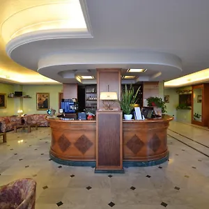 Sun Hotel